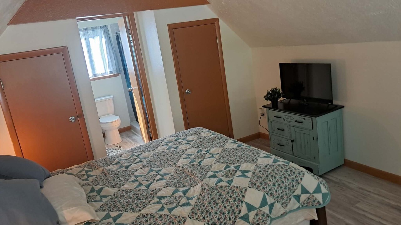 Photo of Bedroom in Candler