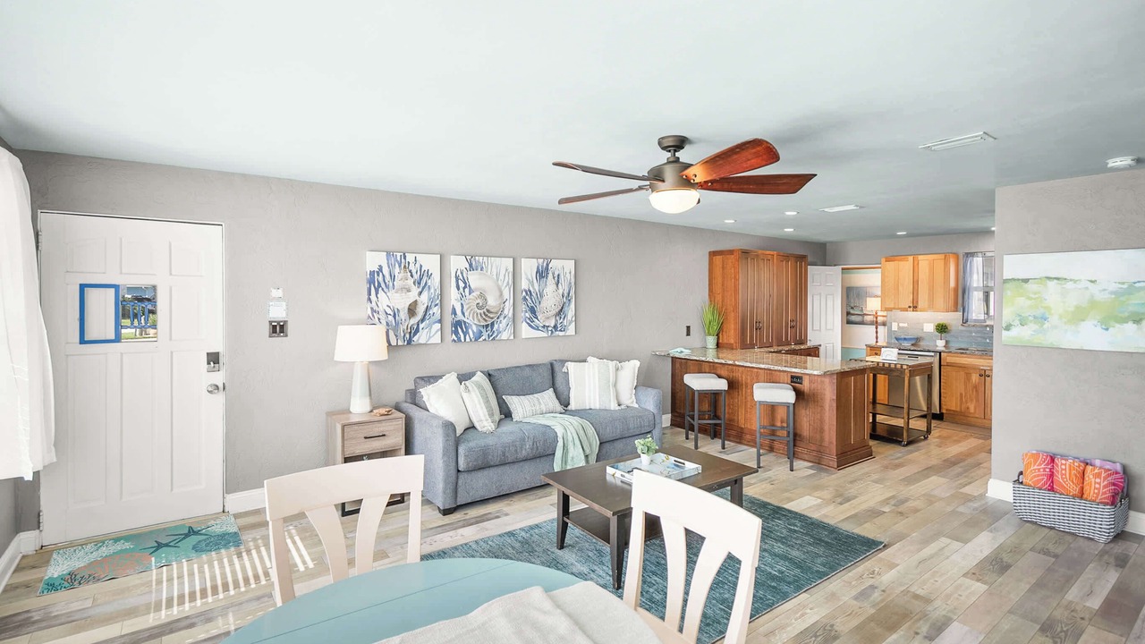 Photo of Livingroom in Butler Beach