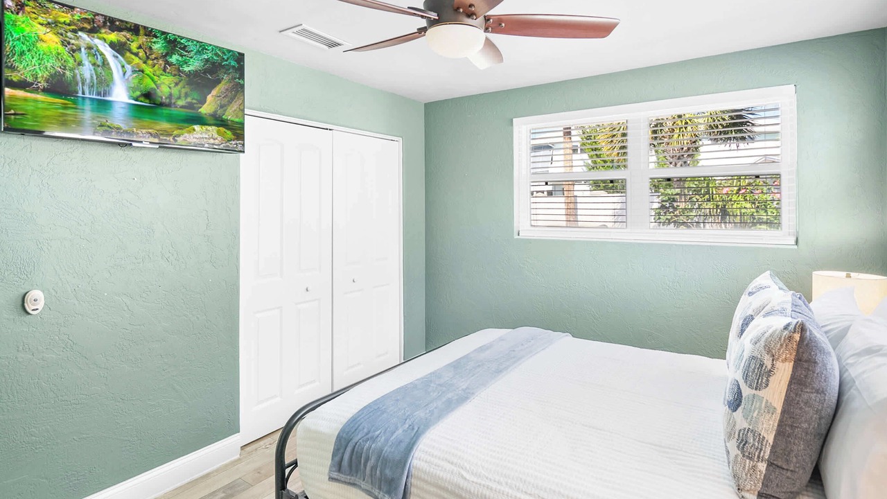 Photo of Bedroom in Butler Beach