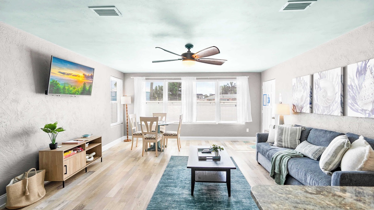 Photo of Livingroom in Butler Beach