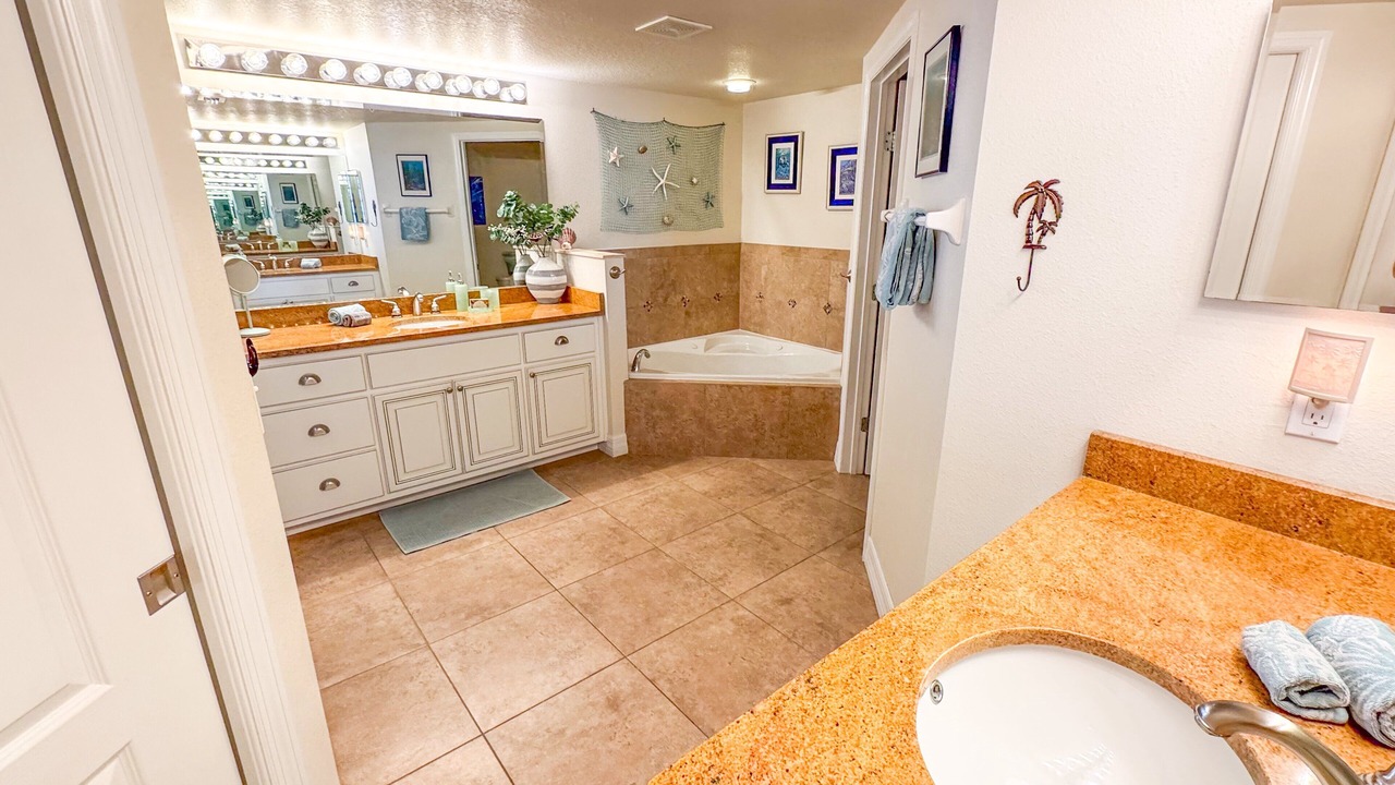 Photo of Bathroom in New Smyrna Beach