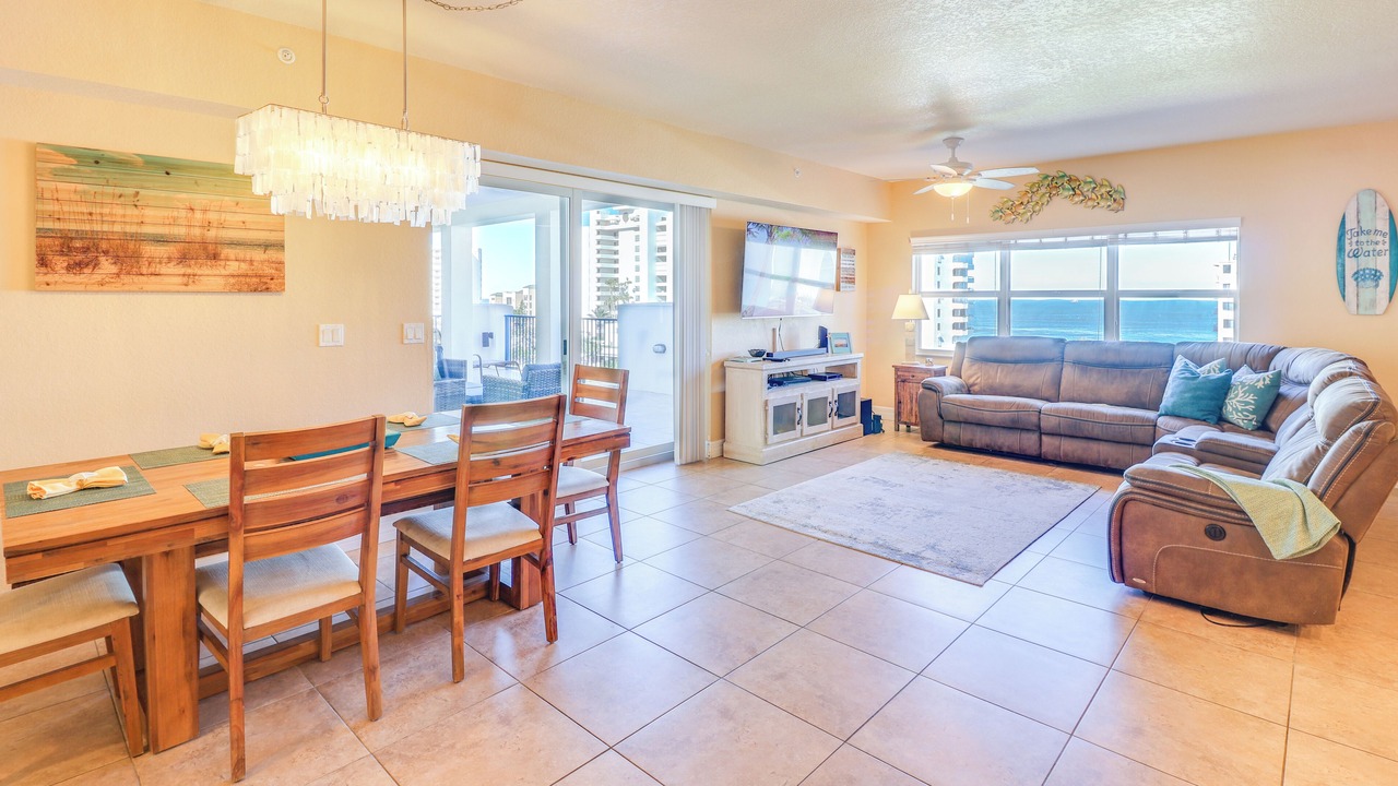 Photo of Livingroom in New Smyrna Beach