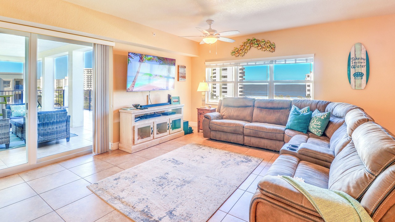 Photo of Livingroom in New Smyrna Beach