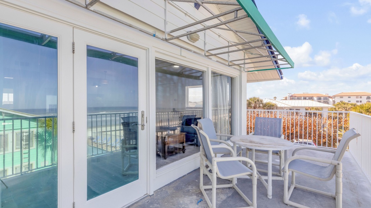 Photo of Patio Balcony in New Smyrna Beach