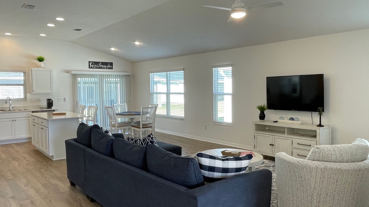 Photo of Livingroom in Sumter County