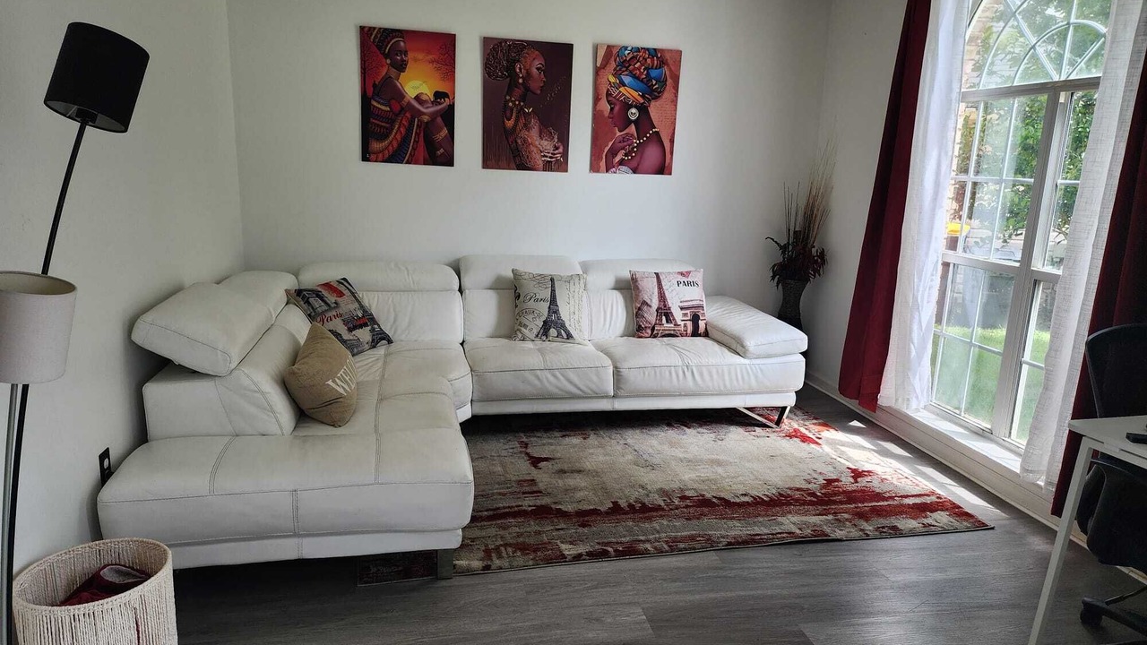 Photo of Livingroom in Southside