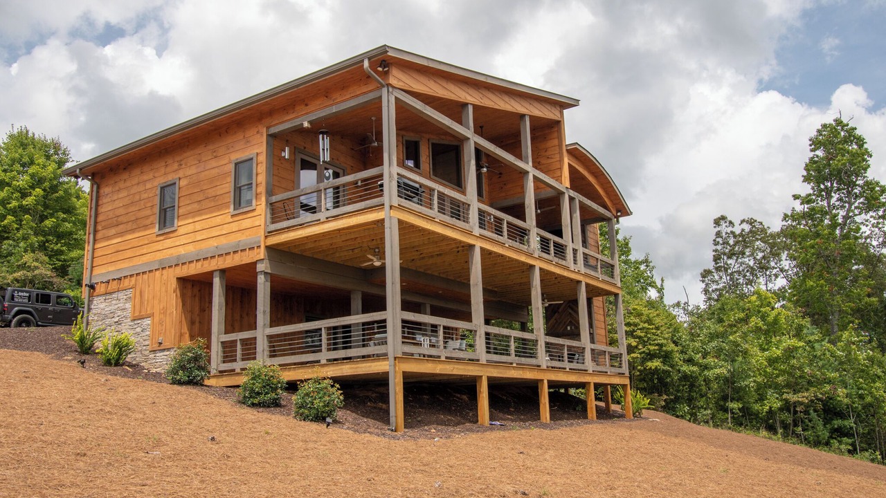 Photo of Outdoor in Mineral Bluff