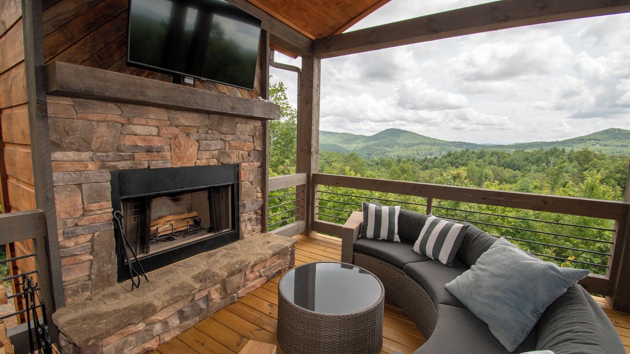 Photo of Outdoor in Mineral Bluff