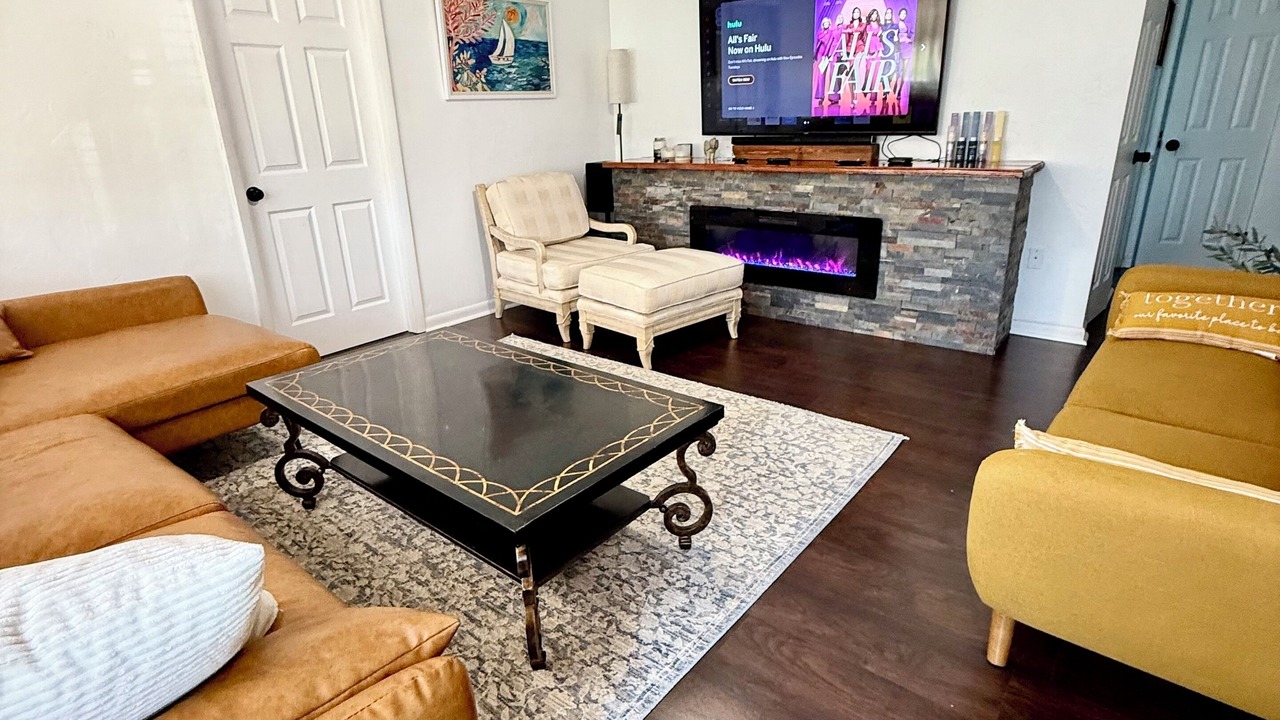 Photo of Livingroom in Gulf Gate Estates