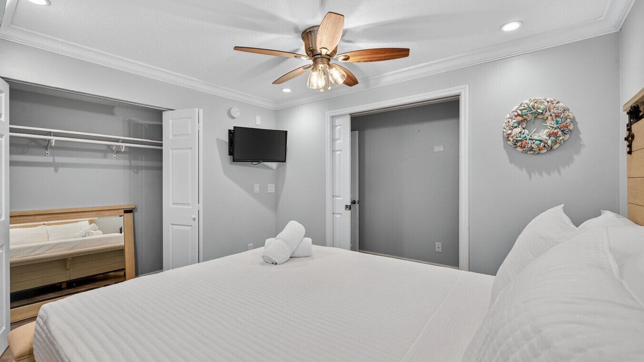Photo of Bedroom in Indian Shores