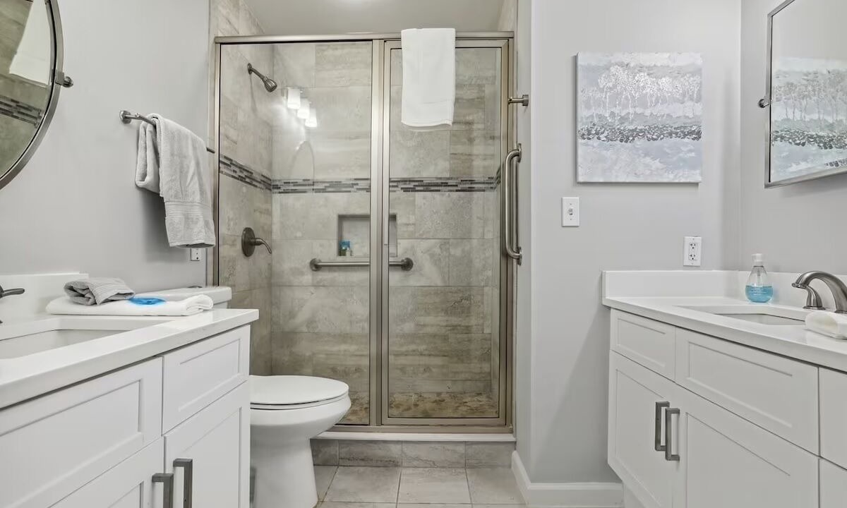 Photo of Bathroom in Jacksonville Beach