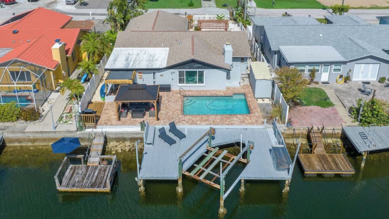 Photo of Outdoor in Hudson Beach Estates