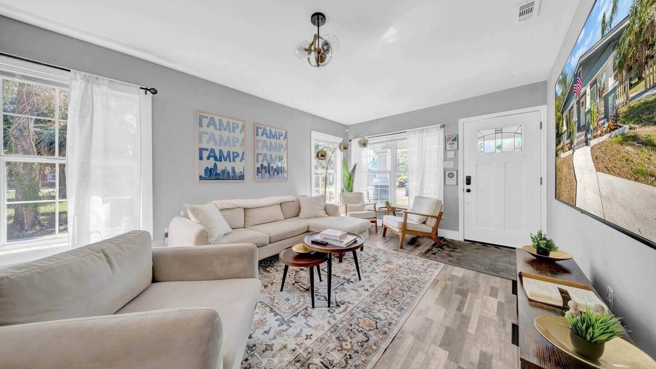 Photo of Livingroom in North Tampa