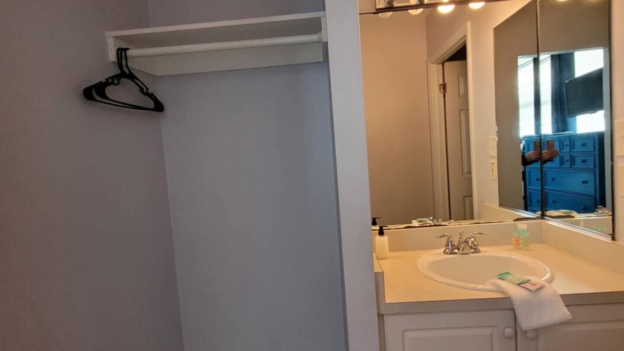 Photo of Bathroom in Bostwick Park