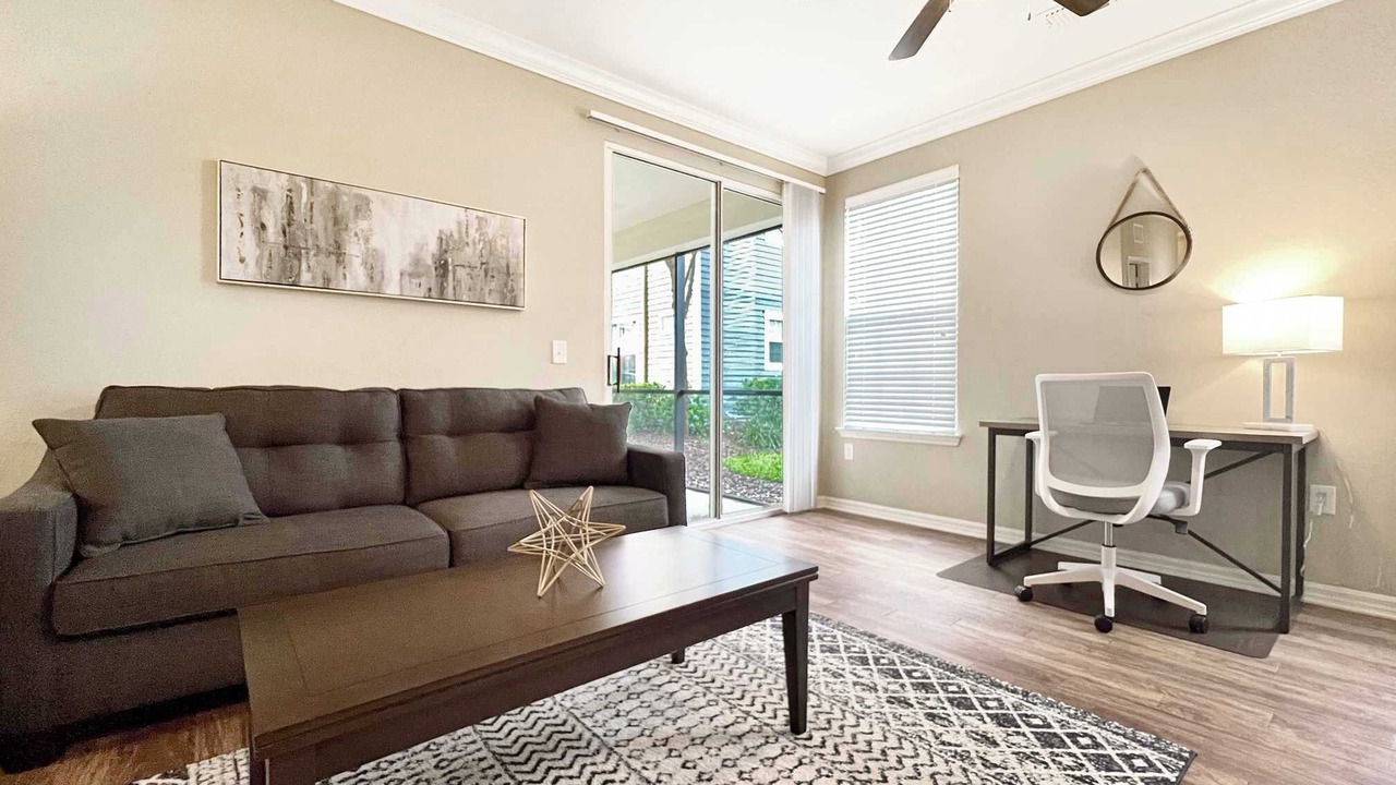 Photo of Livingroom in Lutz