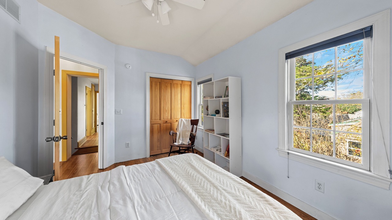 Photo of Bedroom in Milton