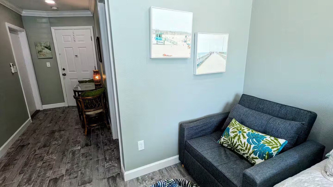 Photo of Livingroom in Seminole