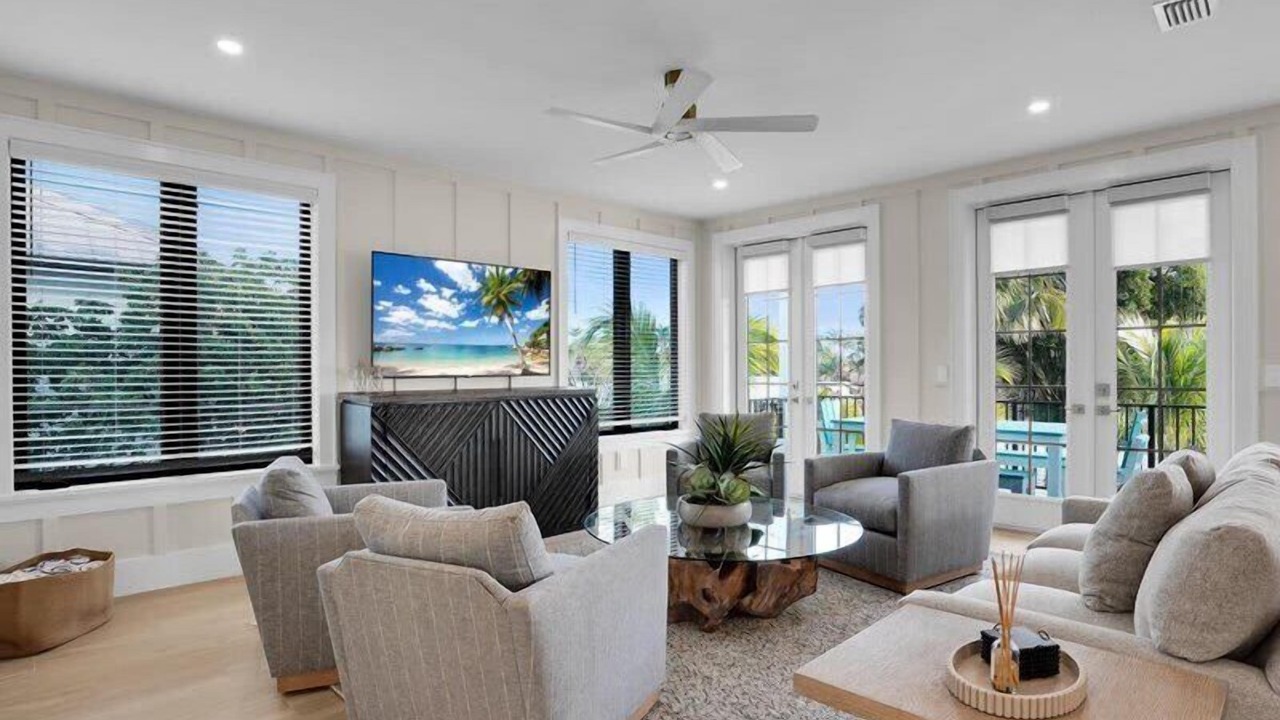Photo of Livingroom in Saint Armands Key