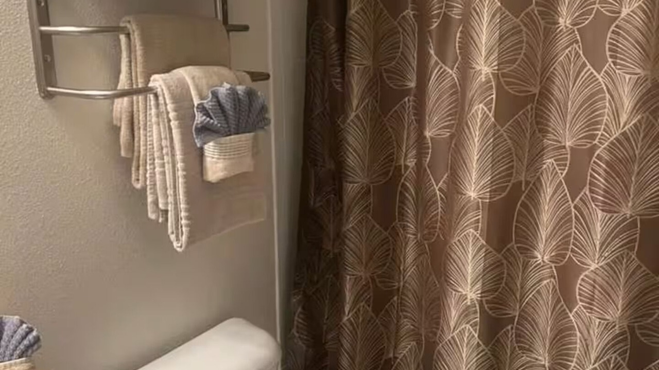 Photo of Bathroom in Seasons
