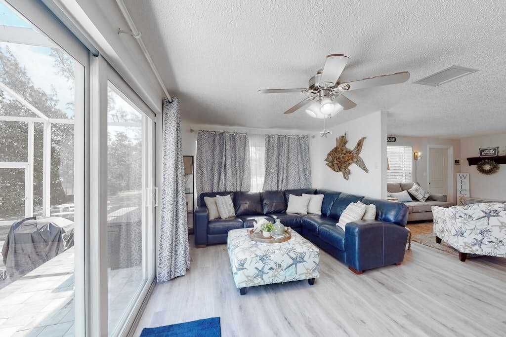 Photo of Livingroom in Cortez