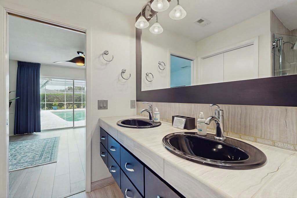 Photo of Bathroom in Trailer Estates