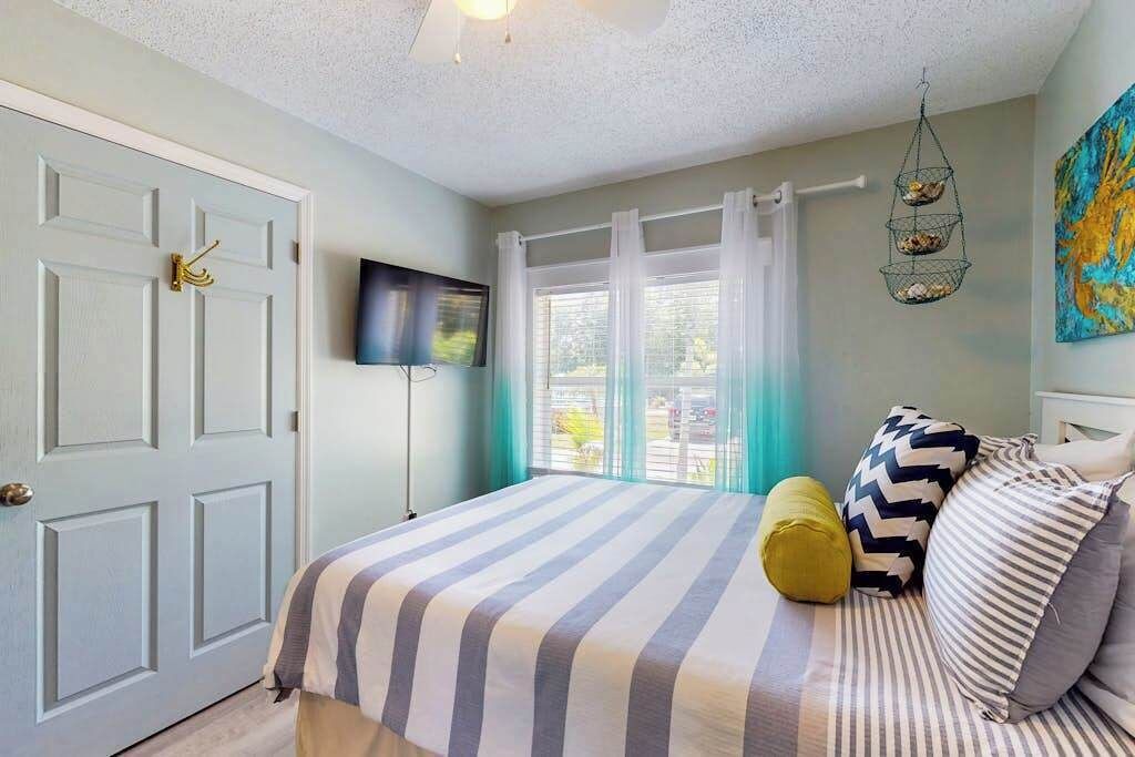 Photo of Bedroom in Bayou Oaks
