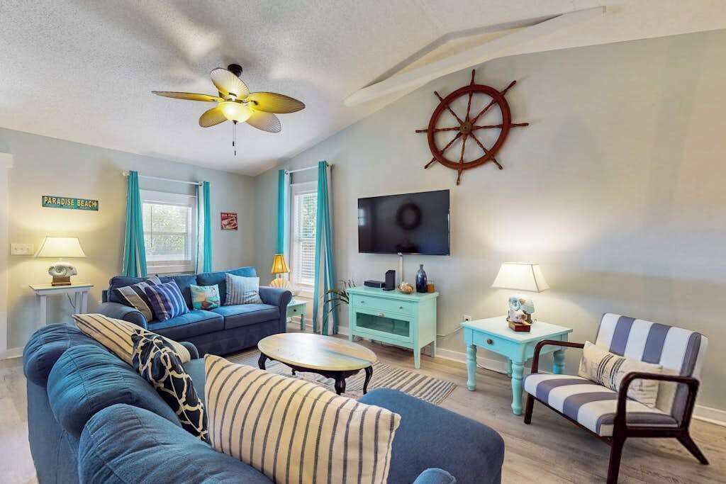 Photo of Livingroom in Bayou Oaks