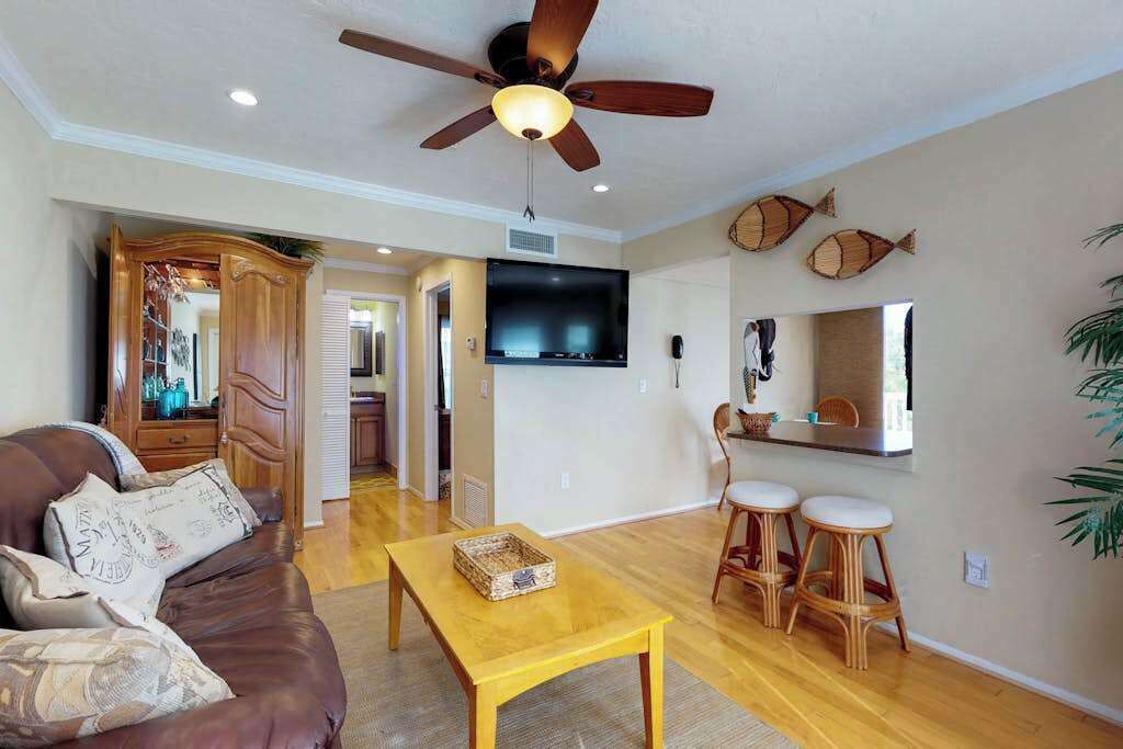 Photo of Livingroom in Bradenton Beach