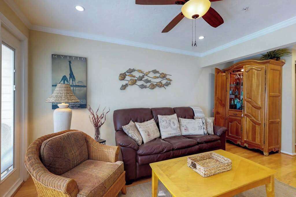 Photo of Livingroom in Bradenton Beach