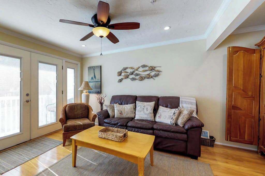 Photo of Livingroom in Bradenton Beach