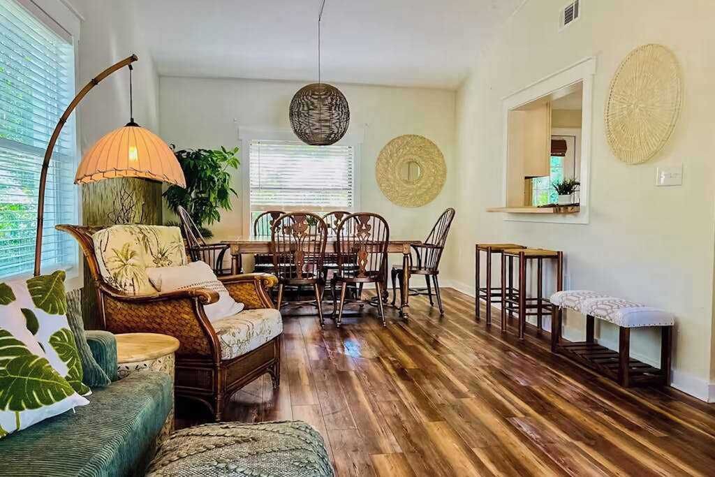 Photo of Livingroom in Bayou Oaks