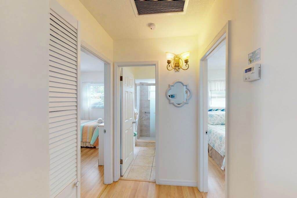 Photo of Bedroom in Holmes Beach