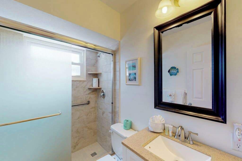 Photo of Bathroom in Holmes Beach