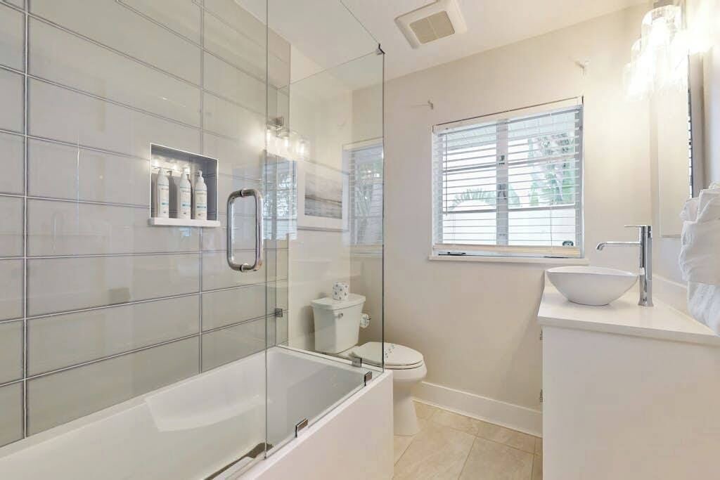 Photo of Bathroom in Ringling Estates