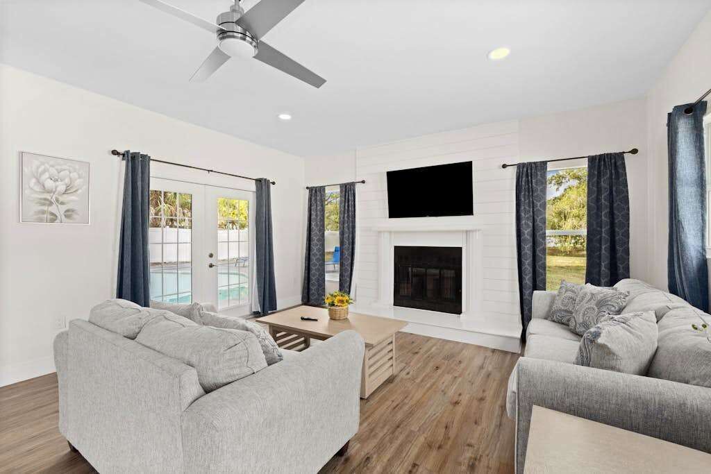 Photo of Livingroom in Bradenton