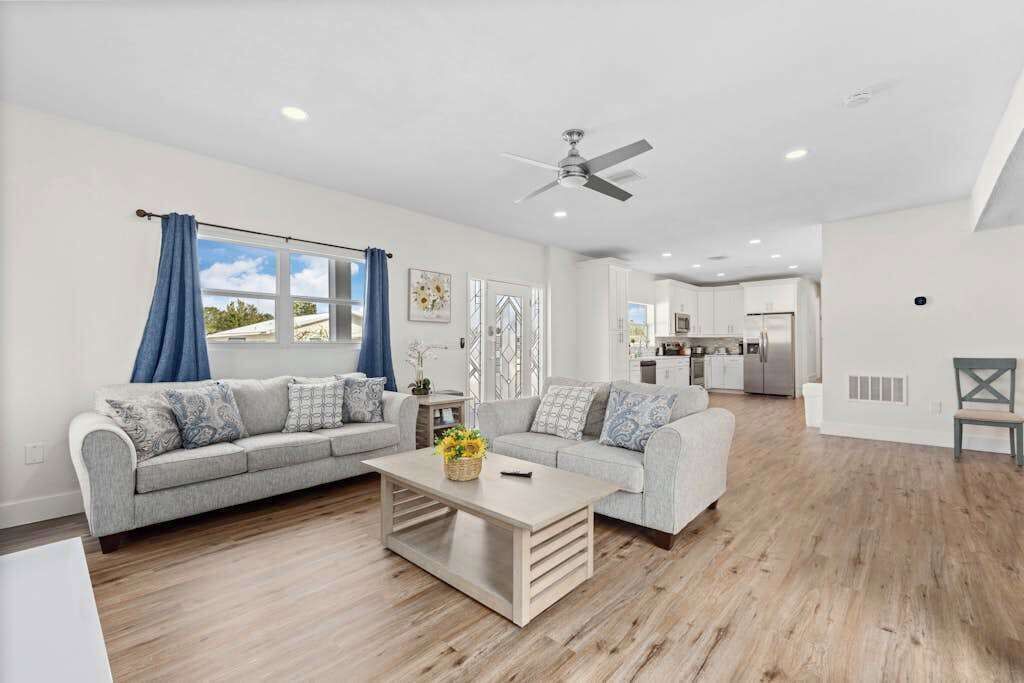Photo of Livingroom in Bradenton