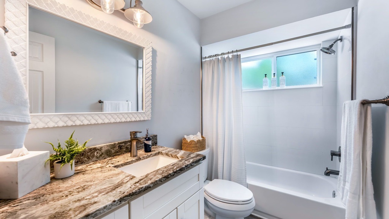 Photo of Bathroom in Dolphin's Cove