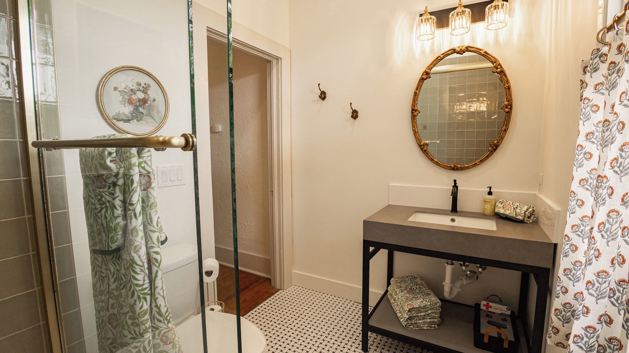 Photo of Bathroom in Historic District