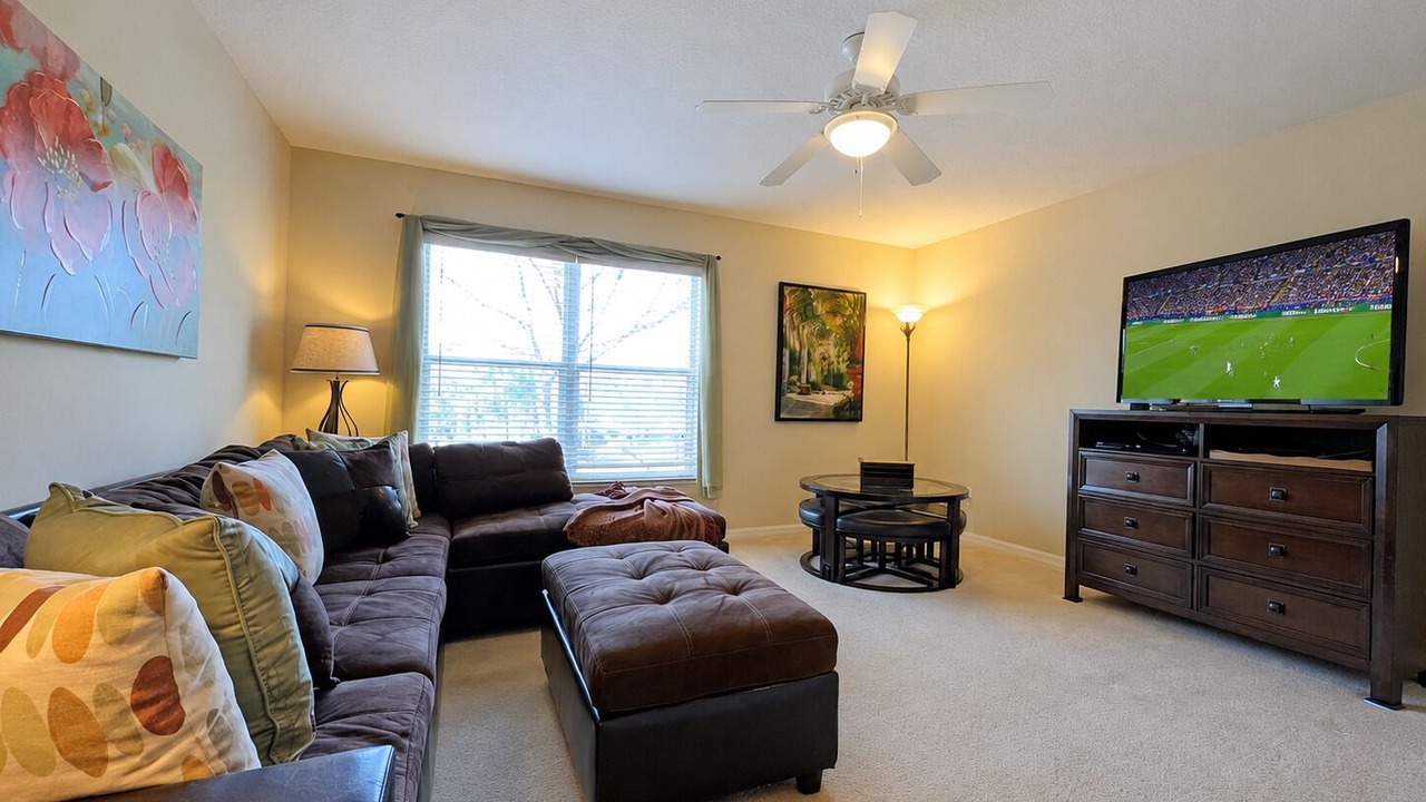 Photo of Livingroom in West Haven
