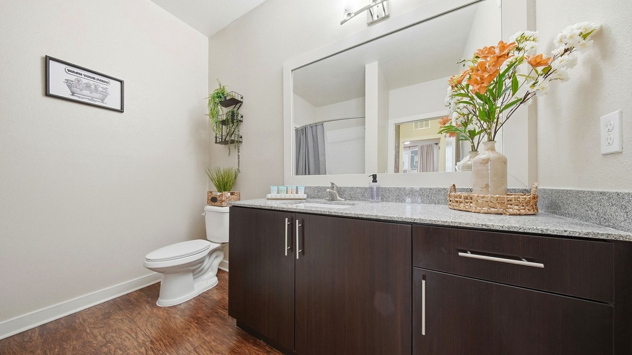 Photo of Bathroom in Courier City - Oscawana