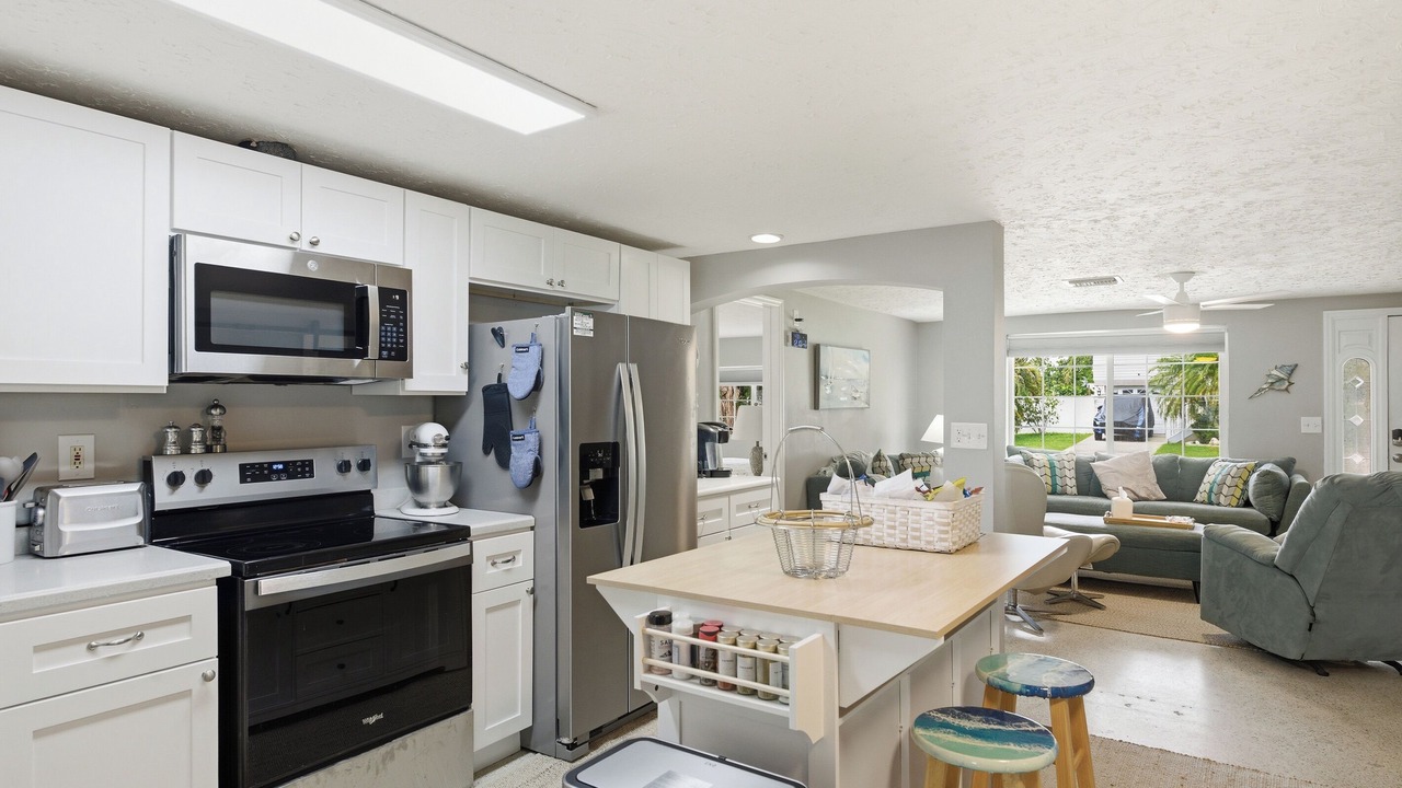 Photo of Kitchen in Hudson Beach Estates