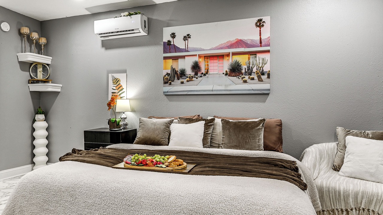 Photo of Bedroom in Orchid Lake Village