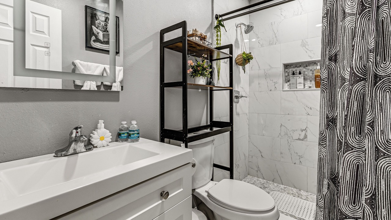 Photo of Bathroom in Orchid Lake Village