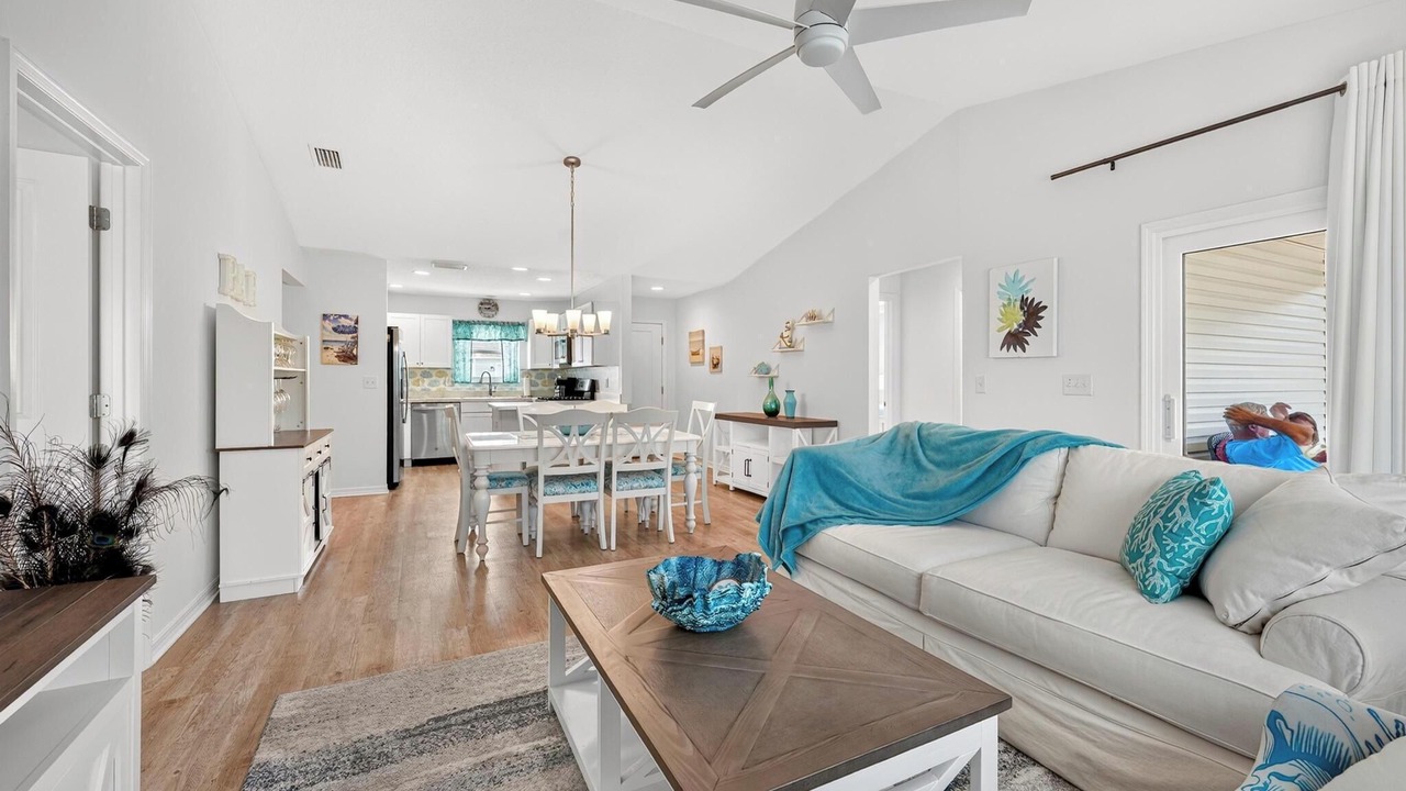Photo of Livingroom in Okahumpka
