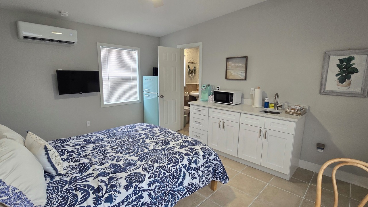 Photo of Bedroom in Madeira Beach