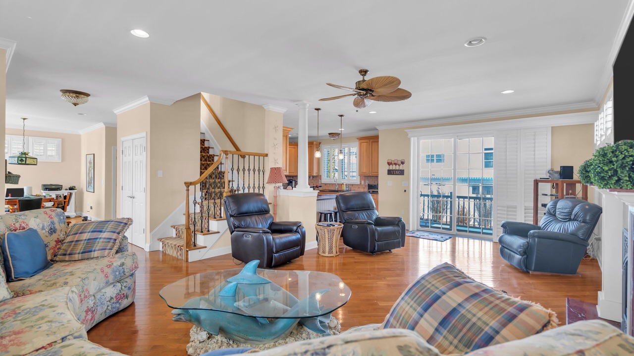 Photo of Livingroom in Wall