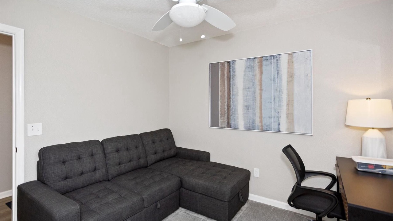 Photo of Livingroom in Okahumpka