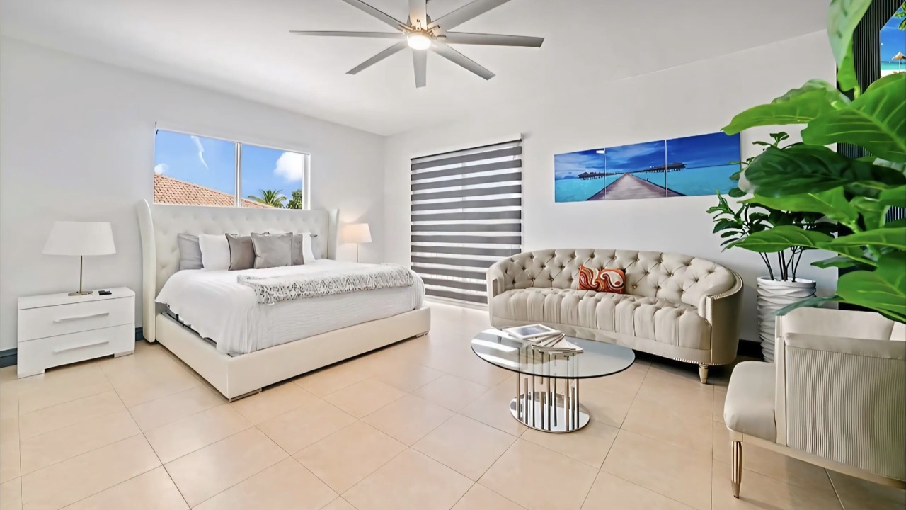 Photo of Bedroom in Ludlam