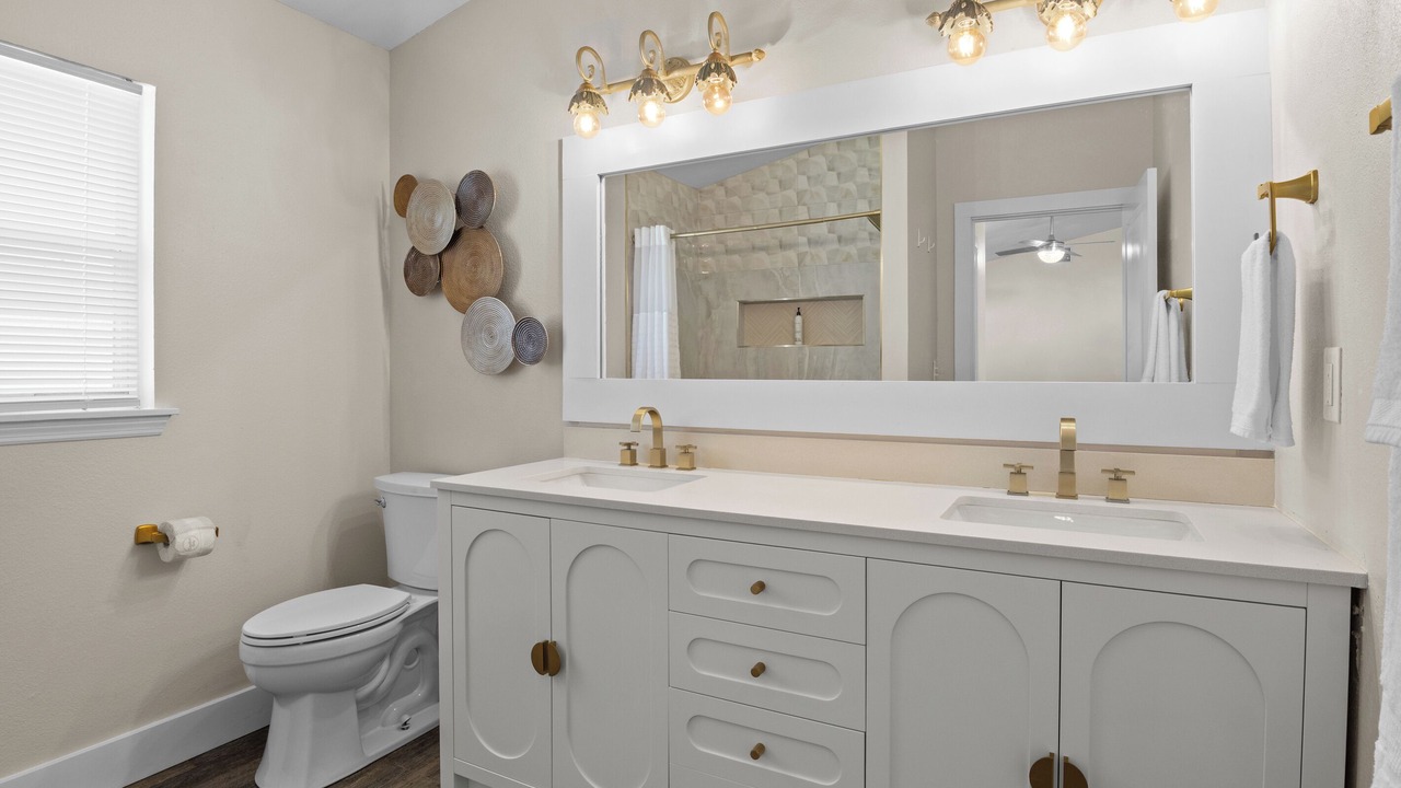 Photo of Bathroom in Lakeland