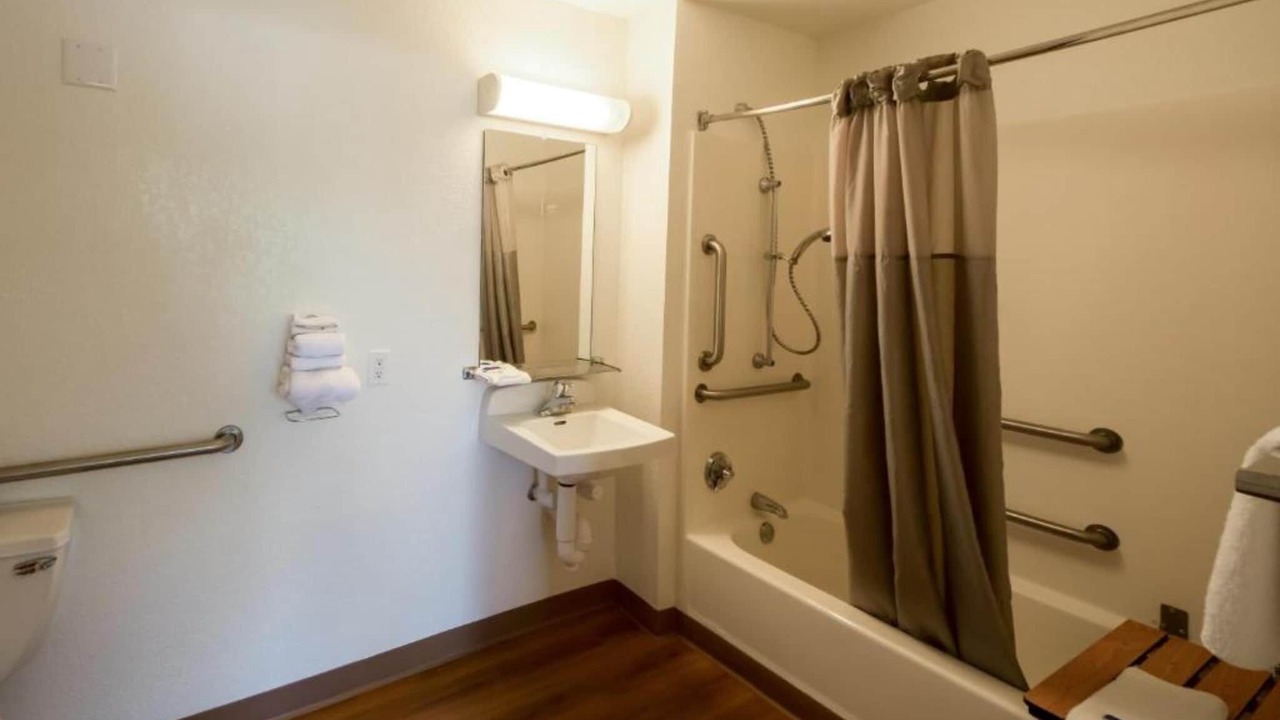 Photo of Bathroom in Lakeland